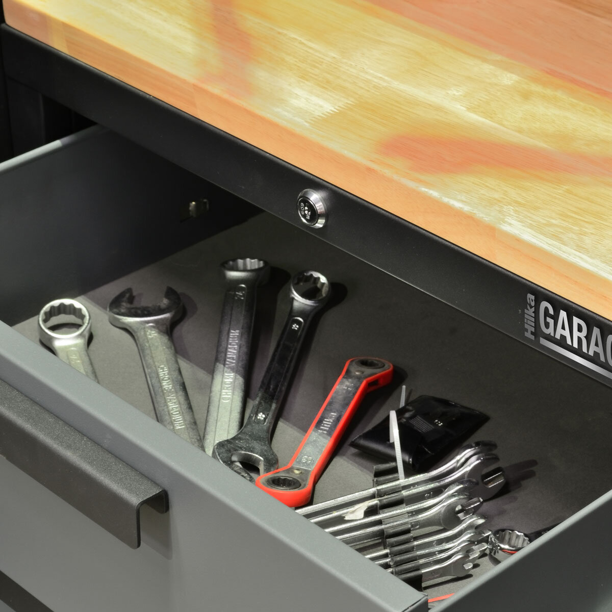 Hilka Professional 24 Gauge Steel 11 Piece Modular Cabinet Set