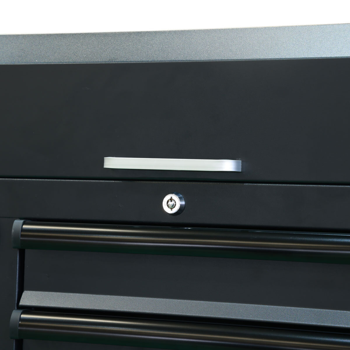 Hilka 55" (1.4m) Industrial 16 Drawer Tool Trolley and Chest