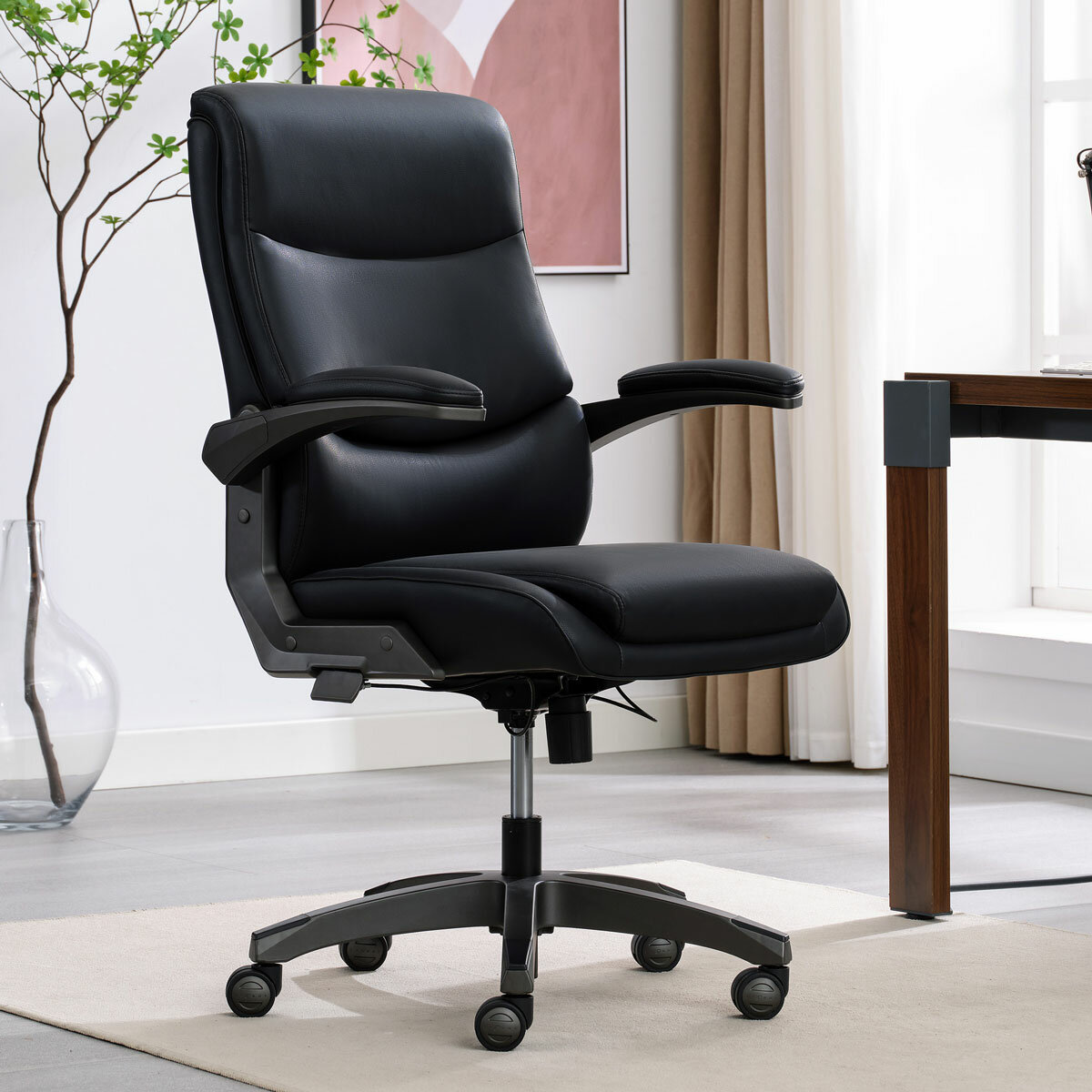 La-Z-Boy Manager's Office Chair with Flip Up Arms