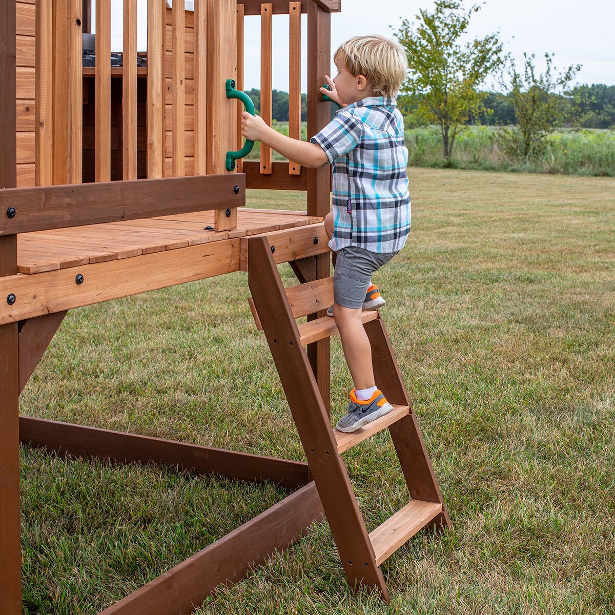 Backyard Discovery Echo Heights Playcentre 339428 Backyard Discovery Echo Heights Playcentre 339428