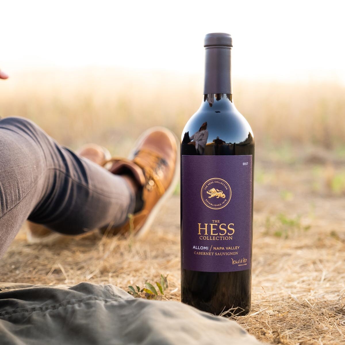 Lifestyle image of botttle in outdoor setting