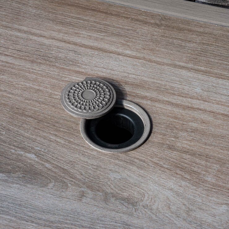 SunVilla Taylor 5 Piece High Dining Wicker Bar Set + Cover