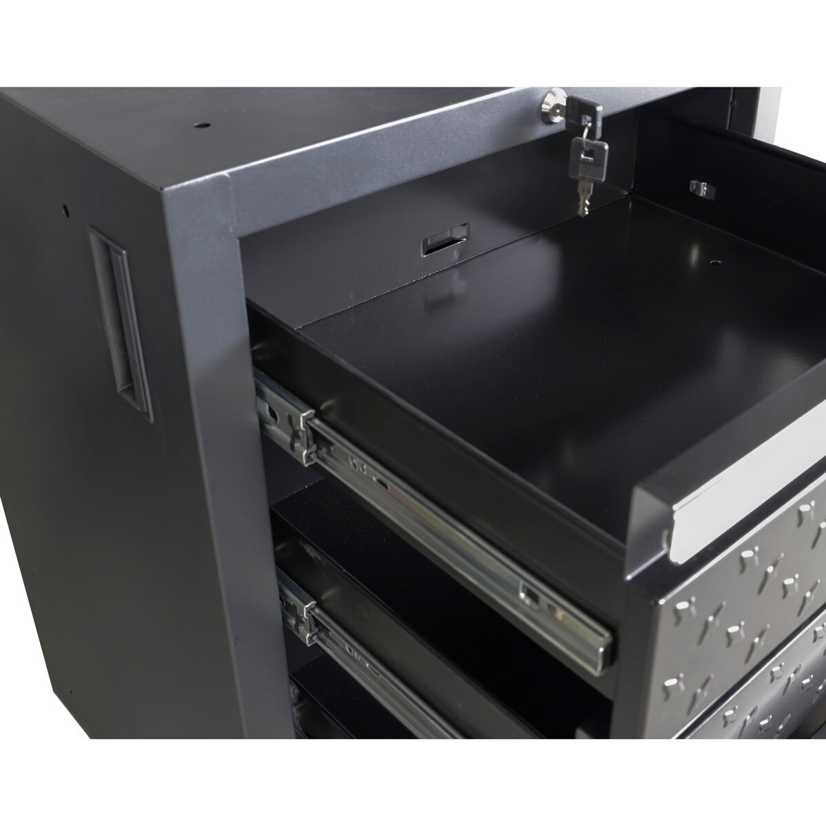 Hilka Garage Pro+ 24 Gauge Steel 11 Piece Cabinet Set