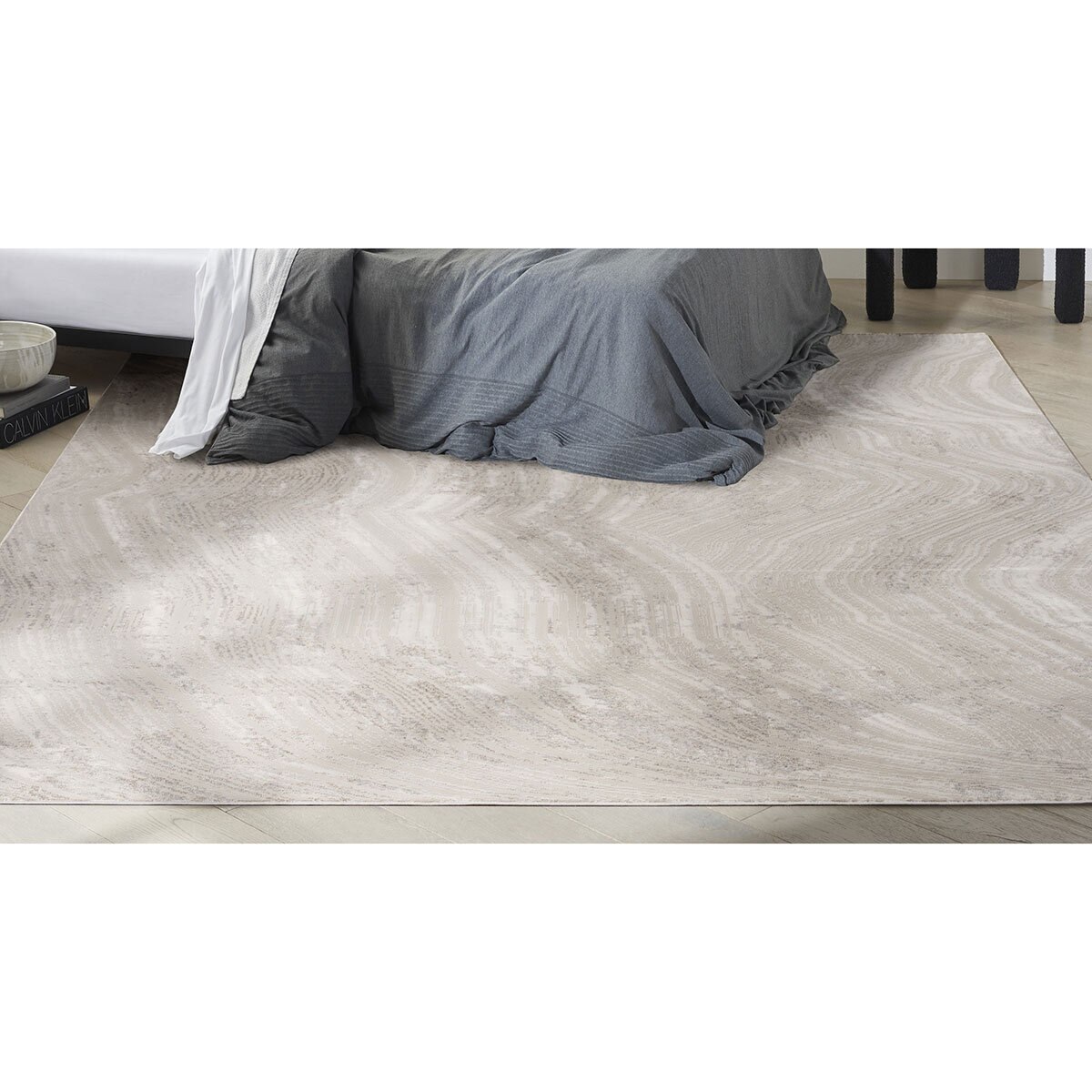 Calvin Klein CK024 Irradiant Silver/Grey Rug, 160 x 221 cm