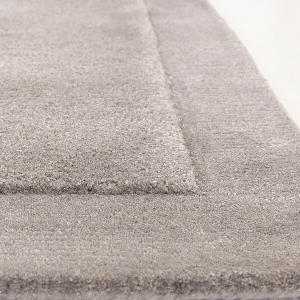 Rise Collection Silver Rug, 160 x 230 cm