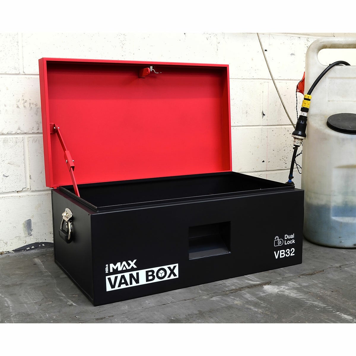 Hilka 32" (81cm) Heavy Duty Steel Van Storage Box Hilka 32" (81cm) Heavy Duty Steel Van Storage Box